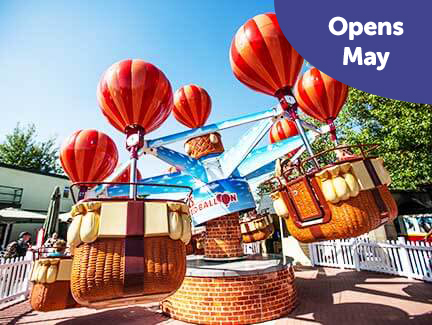 James and the Red Balloon